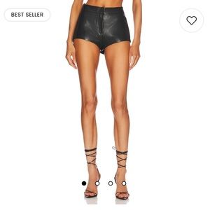 NEW NWT Lamarque Annaise Shorts